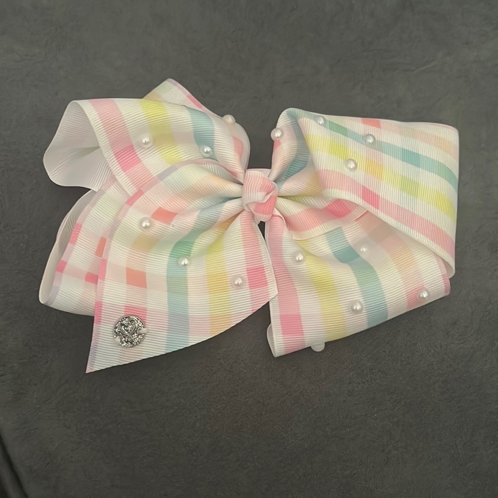Hair bow